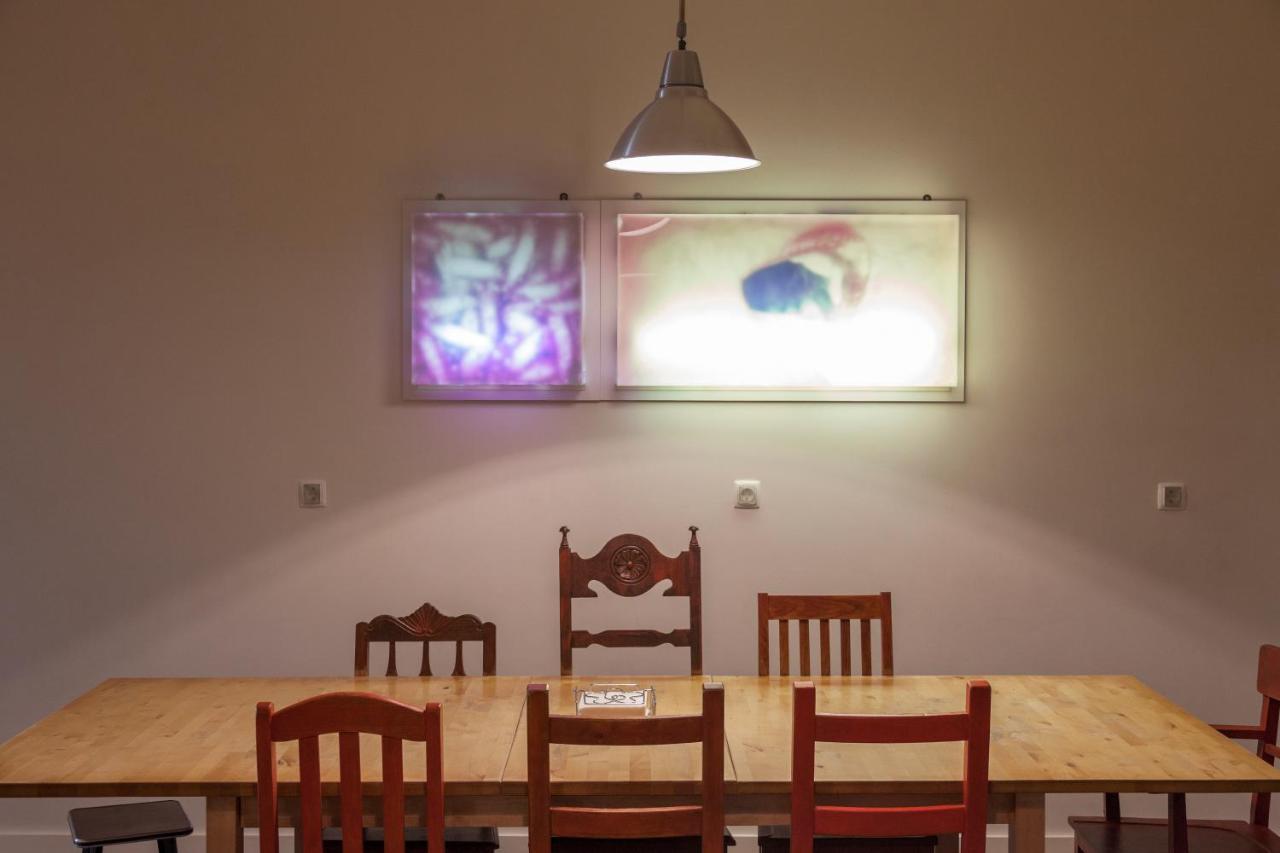 Hostel Lounge *